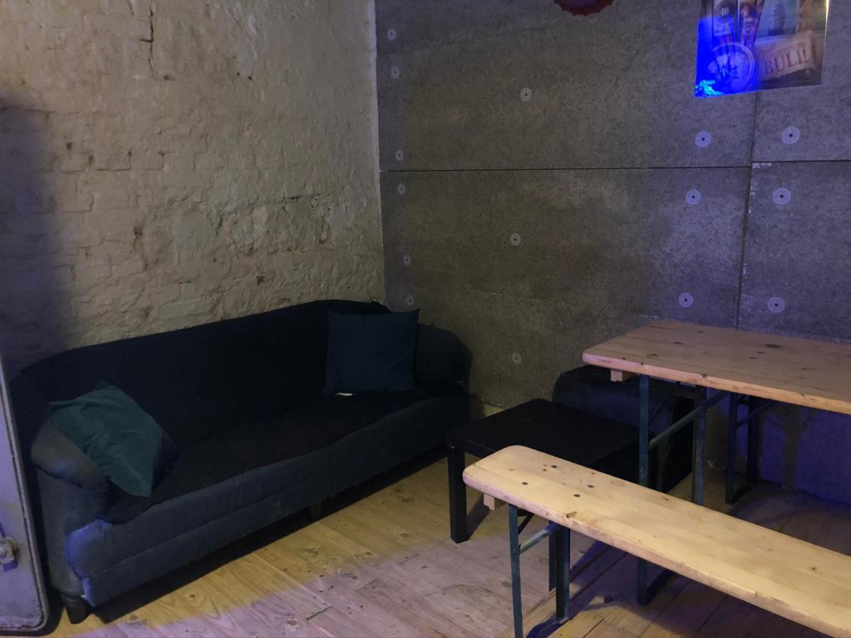 Whole Basement Former Pub2 For Stag Do, Men'S Cave Budapeşte Dış mekan fotoğraf